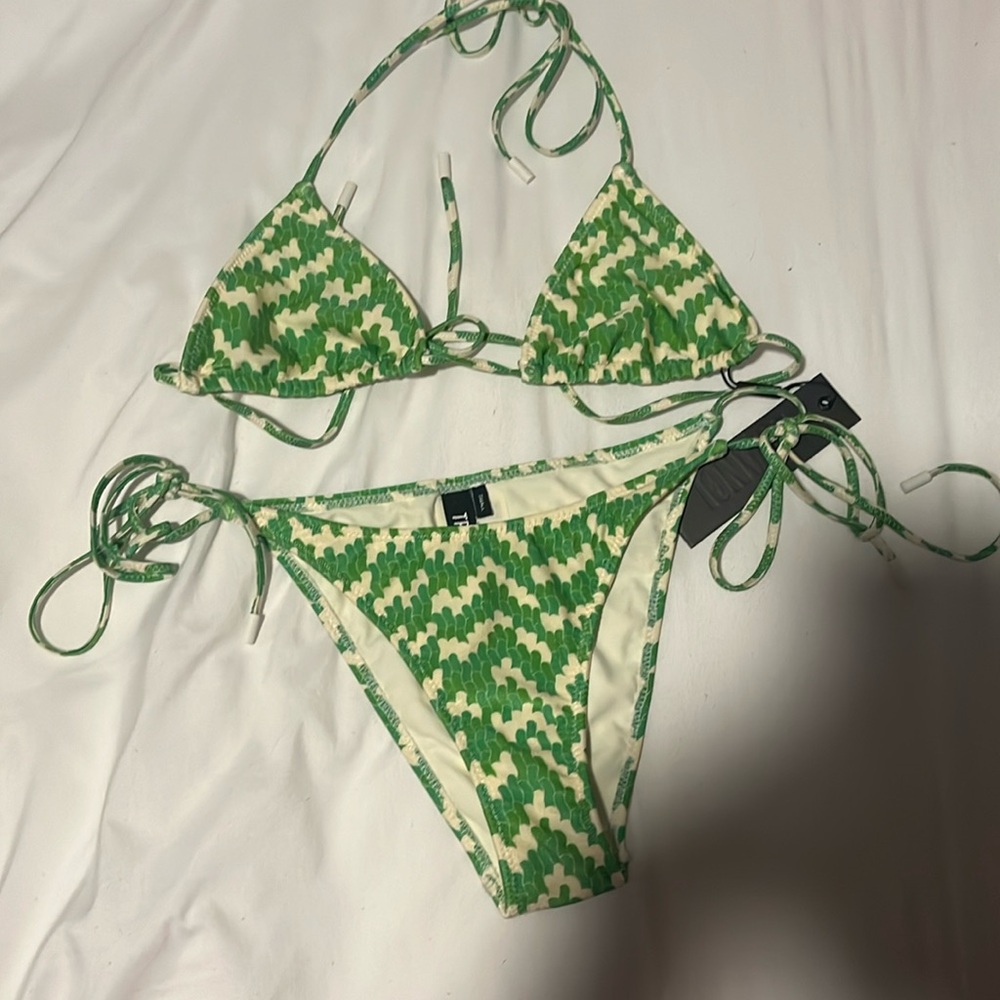 Triangl Bikini